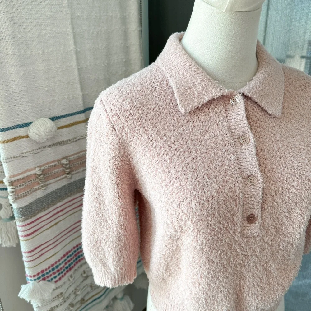 Reformation Light Pink Fuzzy Short Sleeves Collared Pullover Polo Women’s Small - Picture 2 of 8